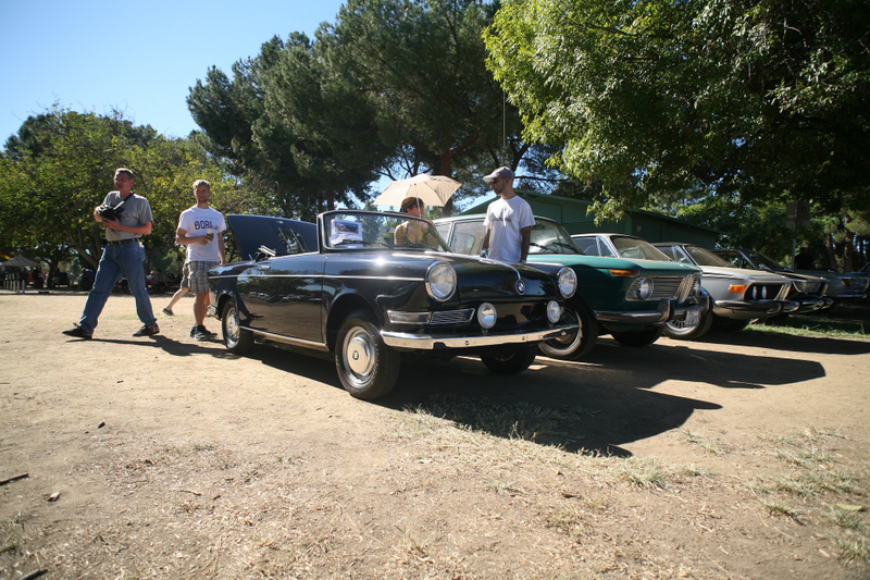 Illustration for article titled SoCal Vintage BMWs: Where the turn-signal-using BMW owners come to play